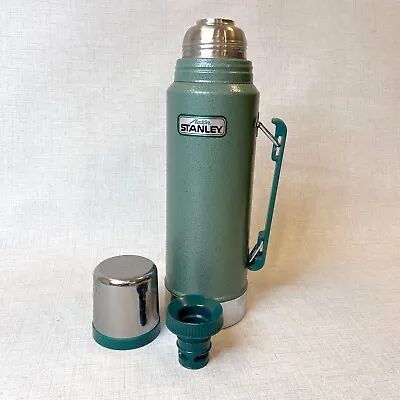 Stanley Aladdin Green Vacuum Bottle Thermos A-944DH 1 Quart Vintage Made In USA • $64.95