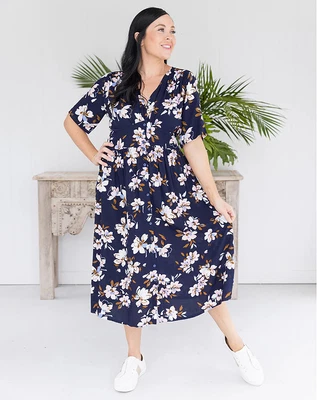 $69.95 • Buy Cheetah Dress In Navy Floral By FREEZ CLOTHING*