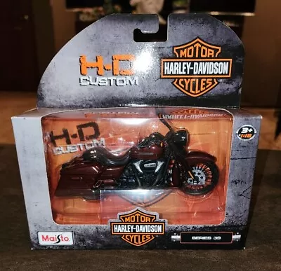 Maisto 2017 Road King Special Harley Davidson Motorcycle Series 39 1:18 Scale  • $17.98