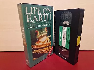 Life On Earth - A Natural History By David Attenborough - PAL VHS Video (A239) • £2.99