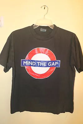 Mind The Gap Tee (M) Official Merchandise • $7.99