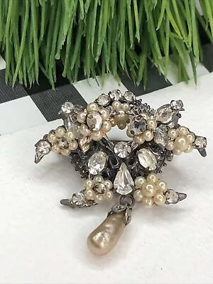 Vintage Estate Unsigned MIRIAM HASKELL Beaded Faux Pearl Rhinestone Pin Brooch • $3.25