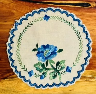 Vintage 7 1/2  Embroidered Linen Doily Beige Blue Floral Crewel Hand Stitched • $12