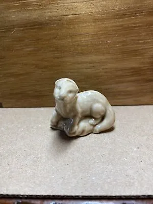 $4 • Buy Vintage Wade England Miniature Porcelain Figurine Whimsies Otter 🦦