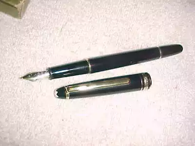 Mont Blanc  Meisterstuck  Pen   -  Bi-color 14k Gold 4810 Nib  -  Cap Issue • $135