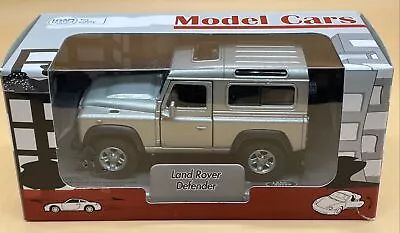 Defender Rover Land Diecast Welly 2020 WELLY Model Car 1:24 Boxed NM LAND ROVER • £14.99