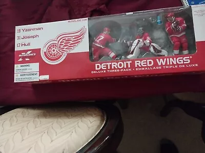 McFarlane Detroit Red Wings NHL 3 Pack Red Jersey YZERMAN JOSEPH HULL Series 4 • $39.99