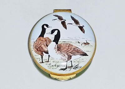 $25 • Buy Crummles English Enamels Trinket Box ~ Canada Geese, Green Base