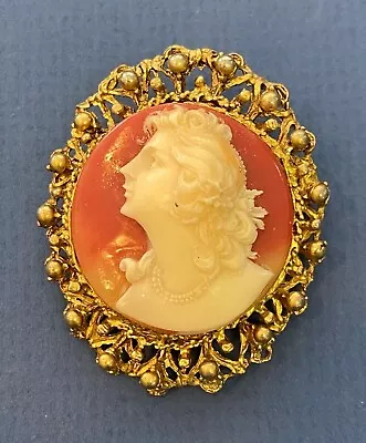 Vintage Filigree Goldtone Resin Cameo Brooch • $14.90