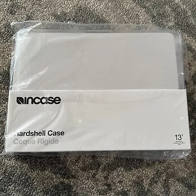 Incase Hardshell Case MacBook Pro Thunderbolt 3 USB-C 2020 13  Clear New • $19.25