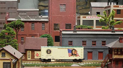 N Scale Freight Car Micro Trains Line 074 00 112 Harry Truman 40' Pd Boxcar • $8.99