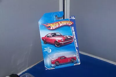 Hw 2010 _ Faster Than Ever _ Ford Mustang Fastback _ Moc • $2