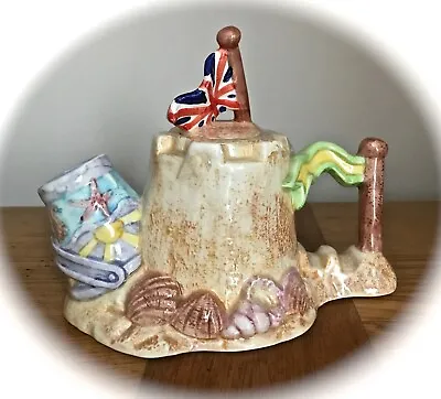 Leonardo Sandcastle Teapot With Bucket Spout And Union Jack Flag Lid Made In Eng • £15