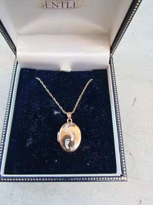 9 Carat Gold Chain And Footprint Locket • £48