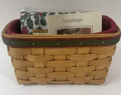 2004 Longaberger Holiday Helper Basket Paprika Liner Pack Of 3 Ply Holly Napkins • $24.99