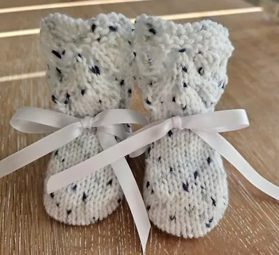 Hand Knitted Baby Booties 0 To 3 Months. White Blue Mix. 🩵🩵🩵 • £4.50