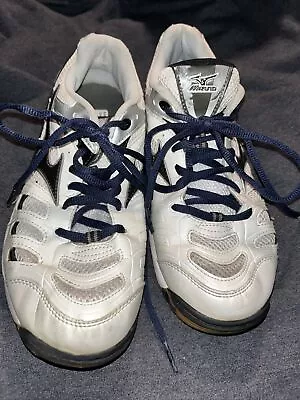 Mizuno Wave Rally 2 Womens Size W9.5 Volleyball Shoes 9KV-18709  • $19.98