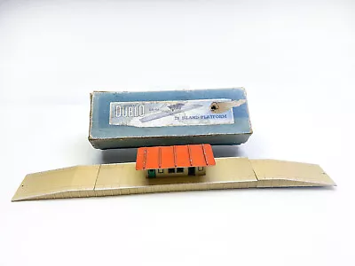 OO Gauge Hornby Dublo D1 Island Platform Boxed • £9