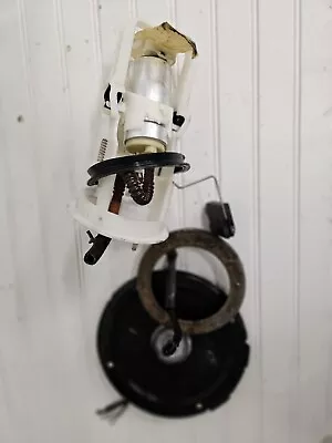 2004 BMW 330ci 330i 325i 325ci E46 Fuel Pump Right Side OEM 16146766942 • $45.98