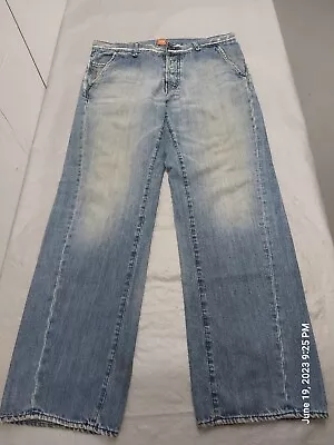 Men's Hugo Boss Button Fly Jeans Size W 36/ IN 33.  Distressed Normal Wear. • $8.50