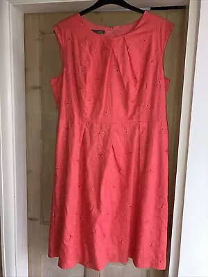 £7 • Buy Size 20 Ladies Dress From Laura Ashley