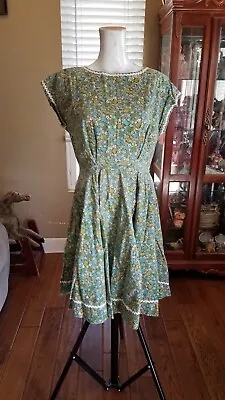 Vintage 50s-60s  Floral Calico Homemade Summer Dress Small • $19