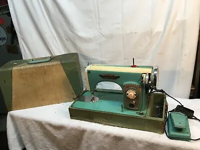 Vintage 1940s Electric Sewing Machine Home Maker With Wood Travel Case Working • $148.75