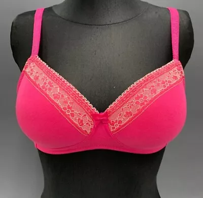 EX M&S T 33  3220  Non Wired Padded T-Shirt Bra  (S21) • £7.22