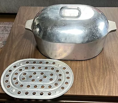 Vintage LARGE Foreverware Cast Aluminum Roaster + Trivet • $107.10