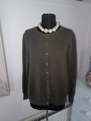 Beautiful M&S ASUTOGRAPH  100% Cashmere Round Neck `Sage` Green Cardigan  - 18 - • £10.50