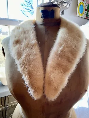 Vintage Plush Light Blond Mink Fur Coat Collar With Satin Lining • $19