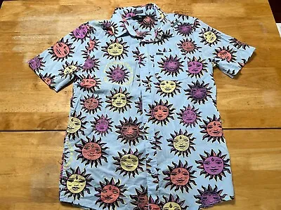 Volcom Small Classic Fit Sun Print Multicolor Short Sleeve Button Up Shirt A33 • $20.30