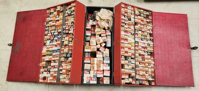 $650 • Buy Vintage RCA Vacuum Tube Case And Assorted Tube Lot , As Found (A)