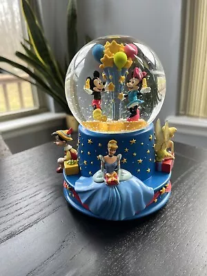 Walt Disney's 100th Birthday Mickey Minnie Small World Musical Water Snow Globe • $25