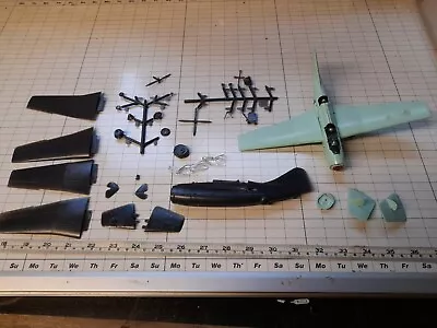 EARLY VINTAGE FAIREY GANNET LOT X 2 1/72 SCALE SPARES OR REPAIR BUILT F • £16.99