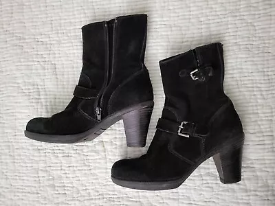 La Canadienne Womens Black Ankle Boots Size 7.5  • $30