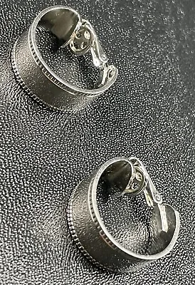 Vintage 1” Clip Hoop Earrings Silver Tone Metal • $4.99