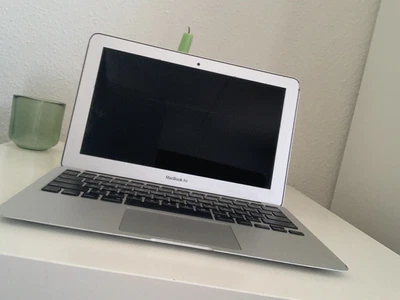 £100 • Buy Apple MacBook Air 11” Laptop  (2013)