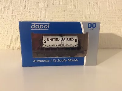 Dapol B1008 SR United Dairies 6-Wheel Milk Tank Wagon - Boxed • £19.95