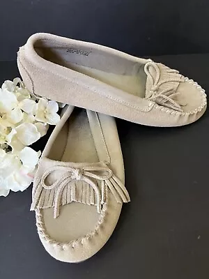 NEW! Minnetonka Shoes Womens Sz 8 Kilty Hardsole Slip On Moccasin Beige Suede  • $46.99