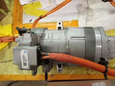 $125 • Buy Tesla Model 3 AC Compressor Pump Unit Electric 1088198-00-I 