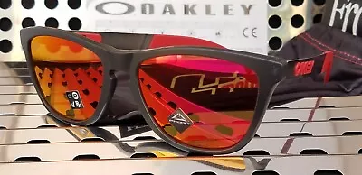 New Oakley FROGSKINS MIX 9428-0955 MOTOGP Sunglasses Black Ink W/ Prizm Ruby • $169.95