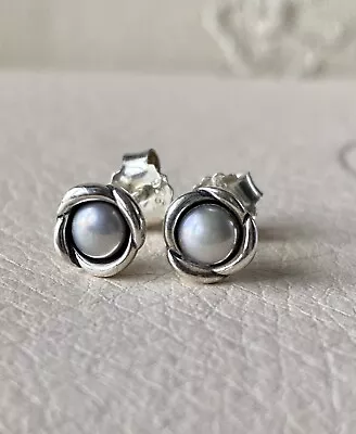 Genuine Pandora Flower Studs Grey Pearl Earrings My Wish 290157GP RARE • £49