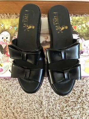   F.Troupe Black Patent Leather Sandals Size 3 (36) • £43