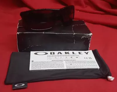 Oakley OO9096 Sunglasses Fuel Cell 60mm - Black Iridium • $59.99