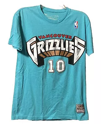 Vancouver Grizzlies T Shirt Small Mike Bibby Short Sleeve Adult • $27.99