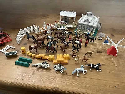 VTG Lot 30 Creata Plastic Toy Horses 2  Micro Figures  And Play Set • $76.95