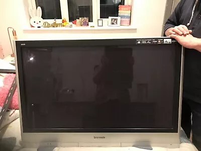 £40 • Buy Panasonic 42 Plasma TV Model TH 42 PX60B