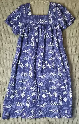 The Vermont Country Store Dress Medium Blue House Coat Mumu Floral Long Pockets • $25.99