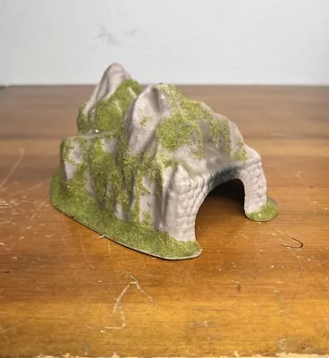 Plastic Curved Tunnel For HO Trains Trail Waterfall Option Dirty As Is • $15.50